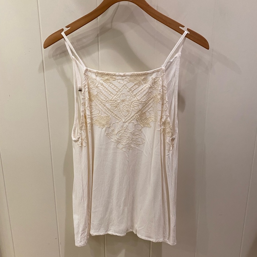 Eyeshadow Tank Size M